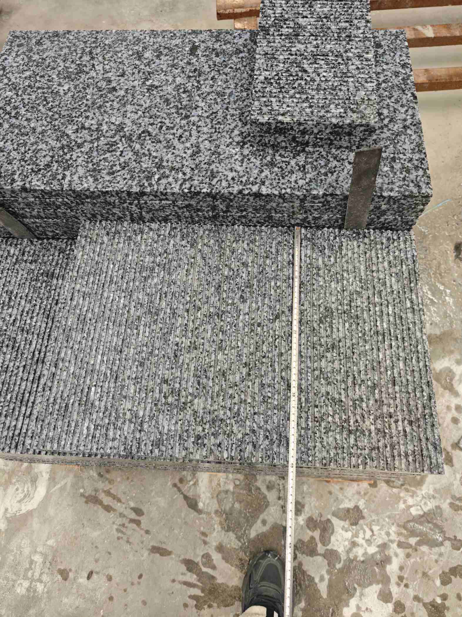 吉林市芝麻黑拉丝面