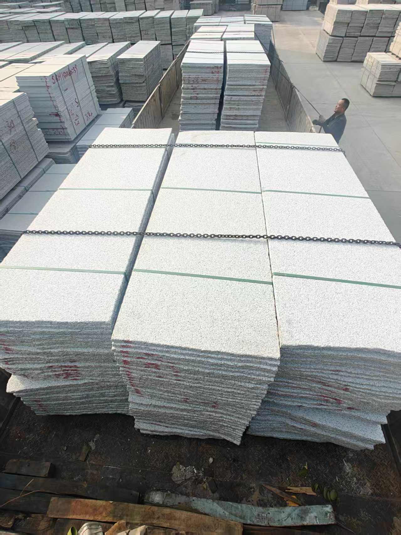 吉林市芝麻白毛板，石材毛板