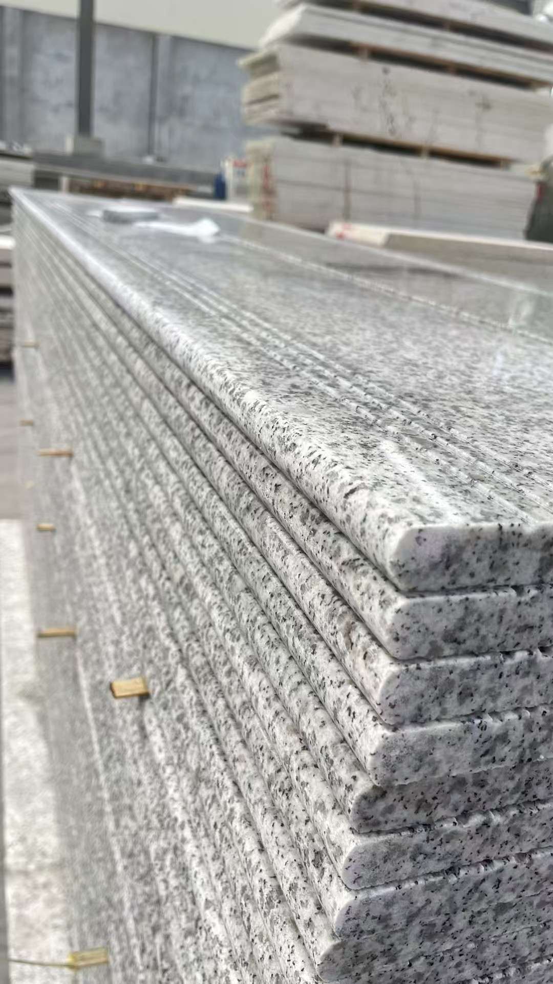 吉林市芝麻白楼梯踏步 花岗岩楼梯板材