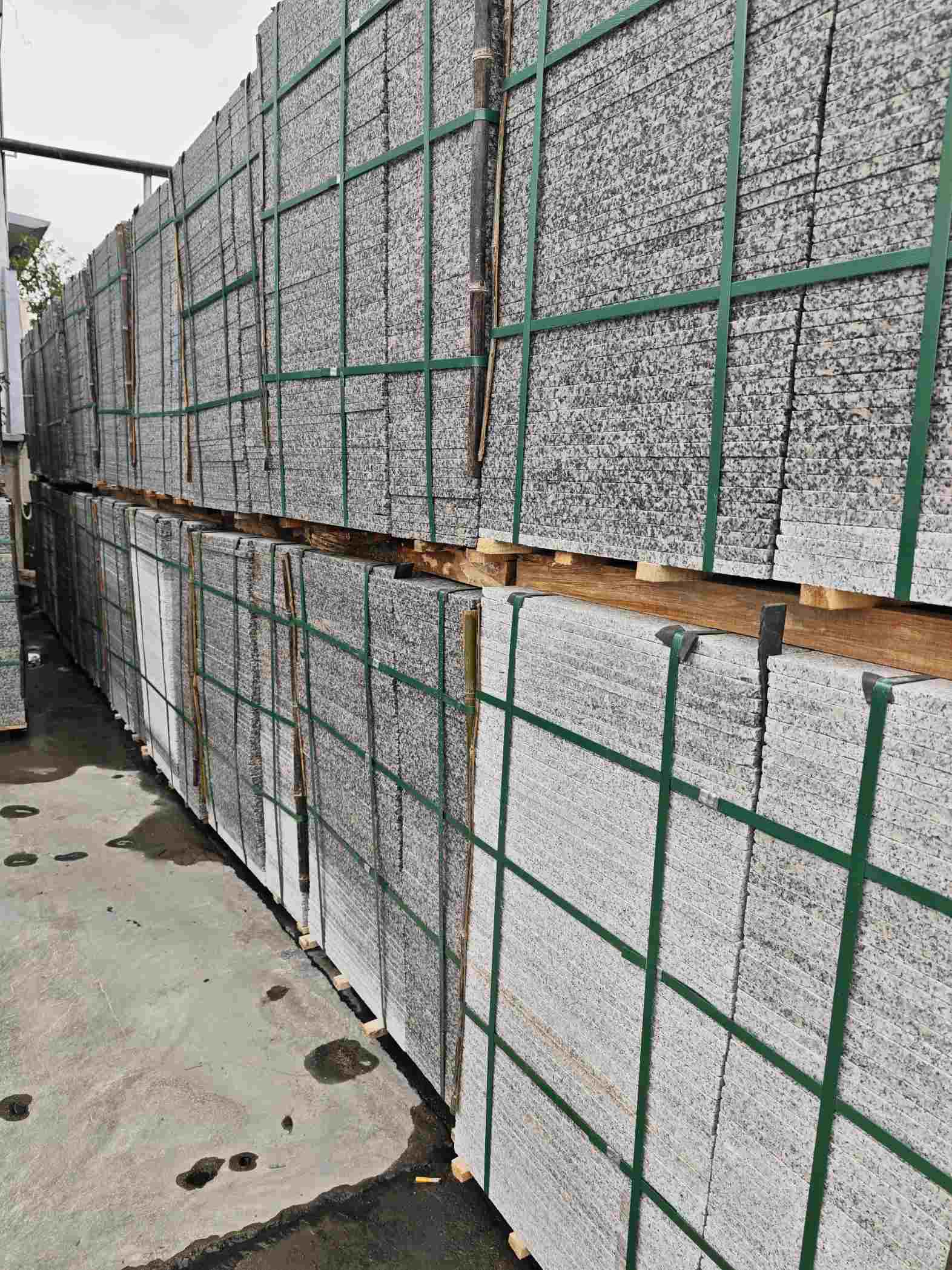 吉林市芙蓉白地铺石，石材地铺石