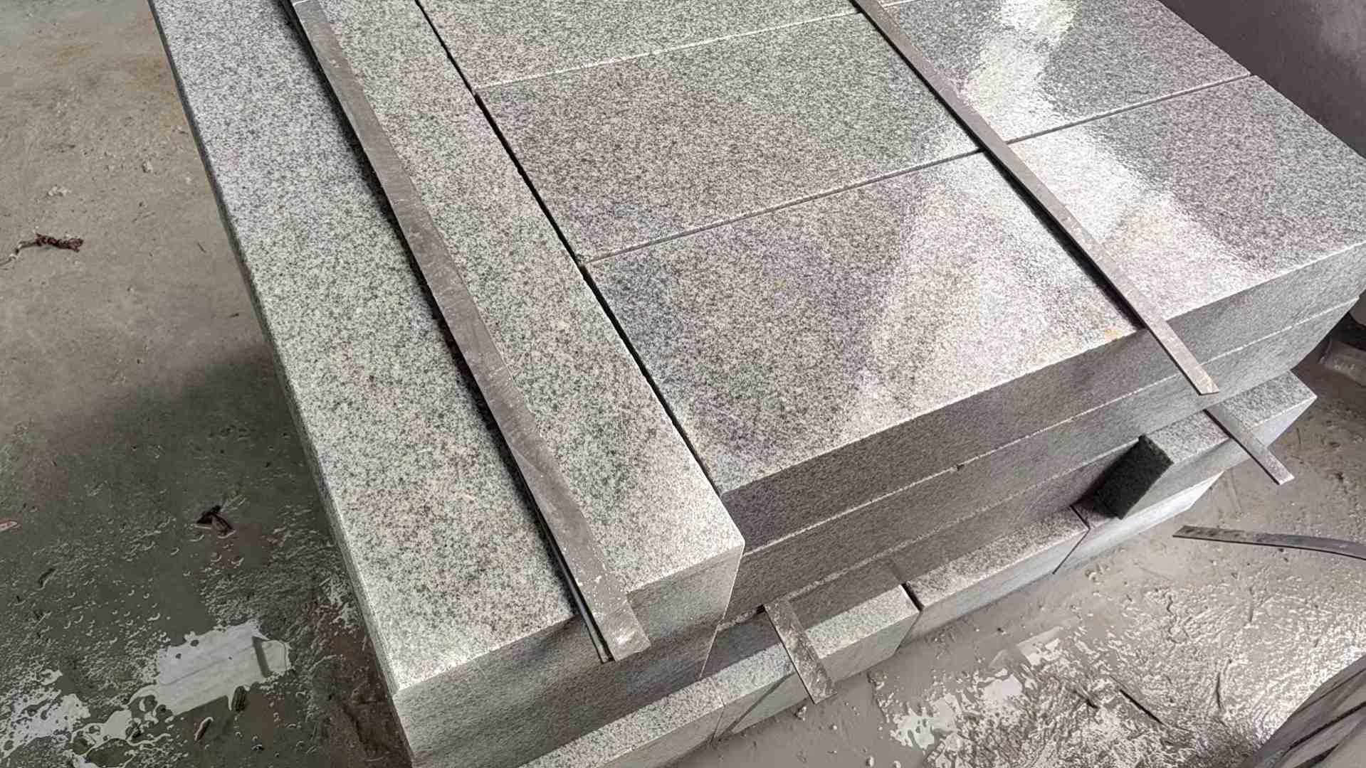 吉林市芝麻灰 芝麻白 路牙石 路侧石 马路牙子